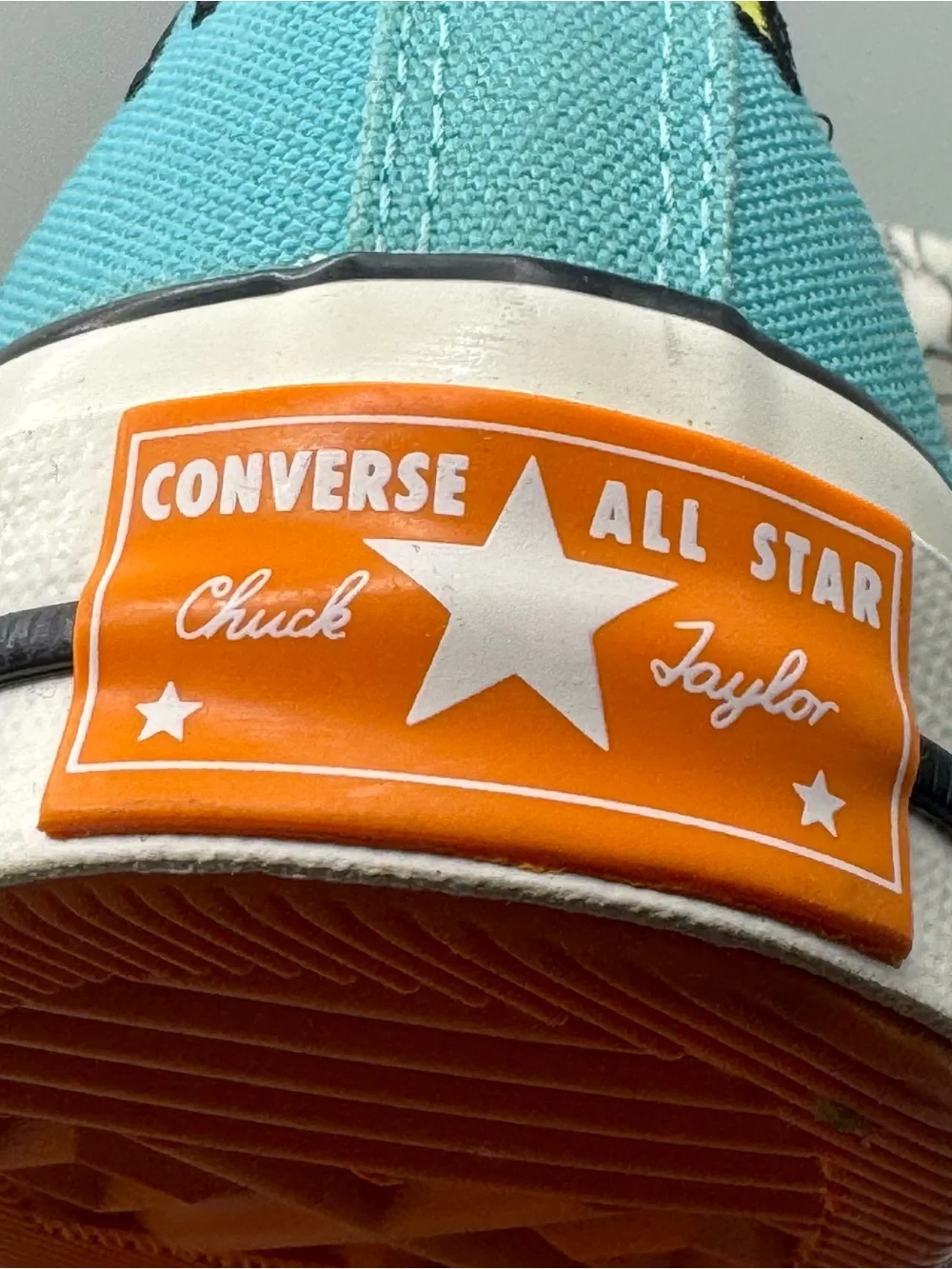 Converse Mens Sz. 7 Chuck Taylor All Star High Top Sneakers - Scooby-Doo Rare